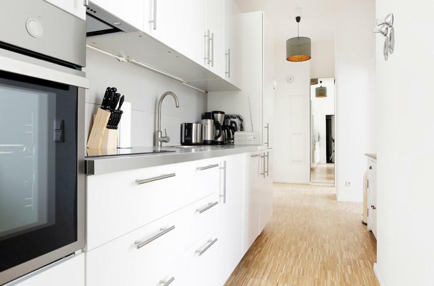 Appartamento Sc 01 By Rockchair L Superhost Status L 2 Bedrooms Boxspringbeds Balcony Elevator - Cozy Family & Business Flair Welcomes You! *