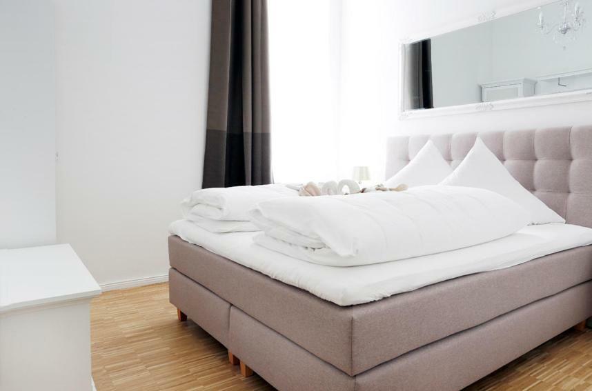 Sc 01 By Rockchair L Superhost Status L 2 Bedrooms Boxspringbeds Balcony Elevator - Cozy Family & Business Flair Welcomes You! * Berlino