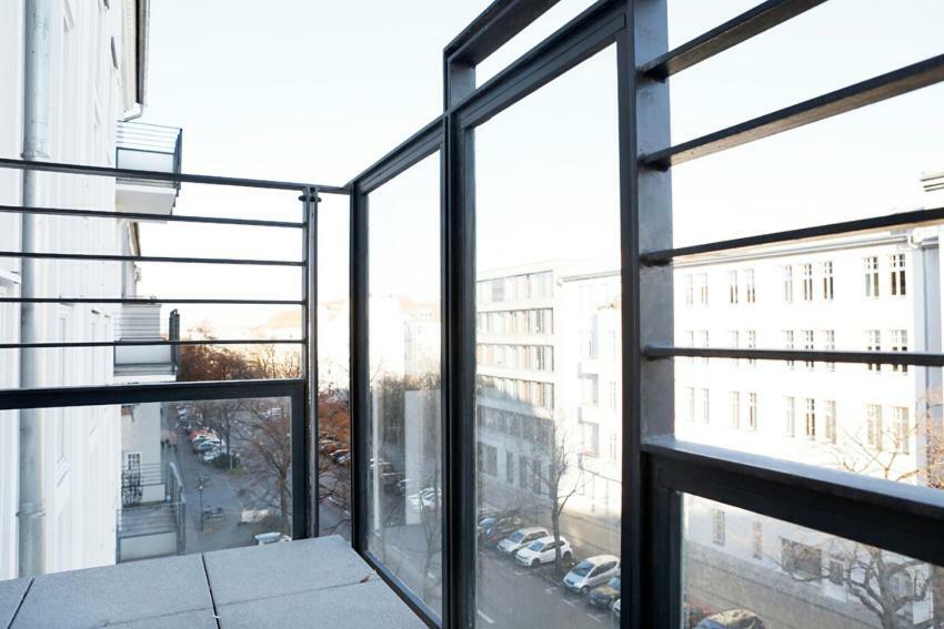 Sc 01 By Rockchair L Superhost Status L 2 Bedrooms Boxspringbeds Balcony Elevator - Cozy Family & Business Flair Welcomes You! * Berlino